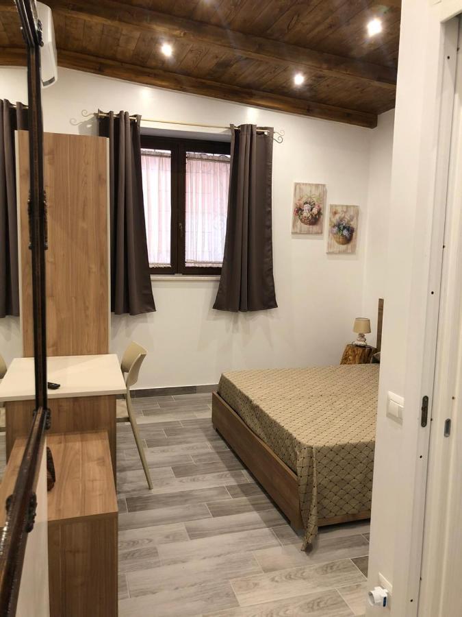 B&B Vittorio Emanuele Чиро-Марина Экстерьер фото