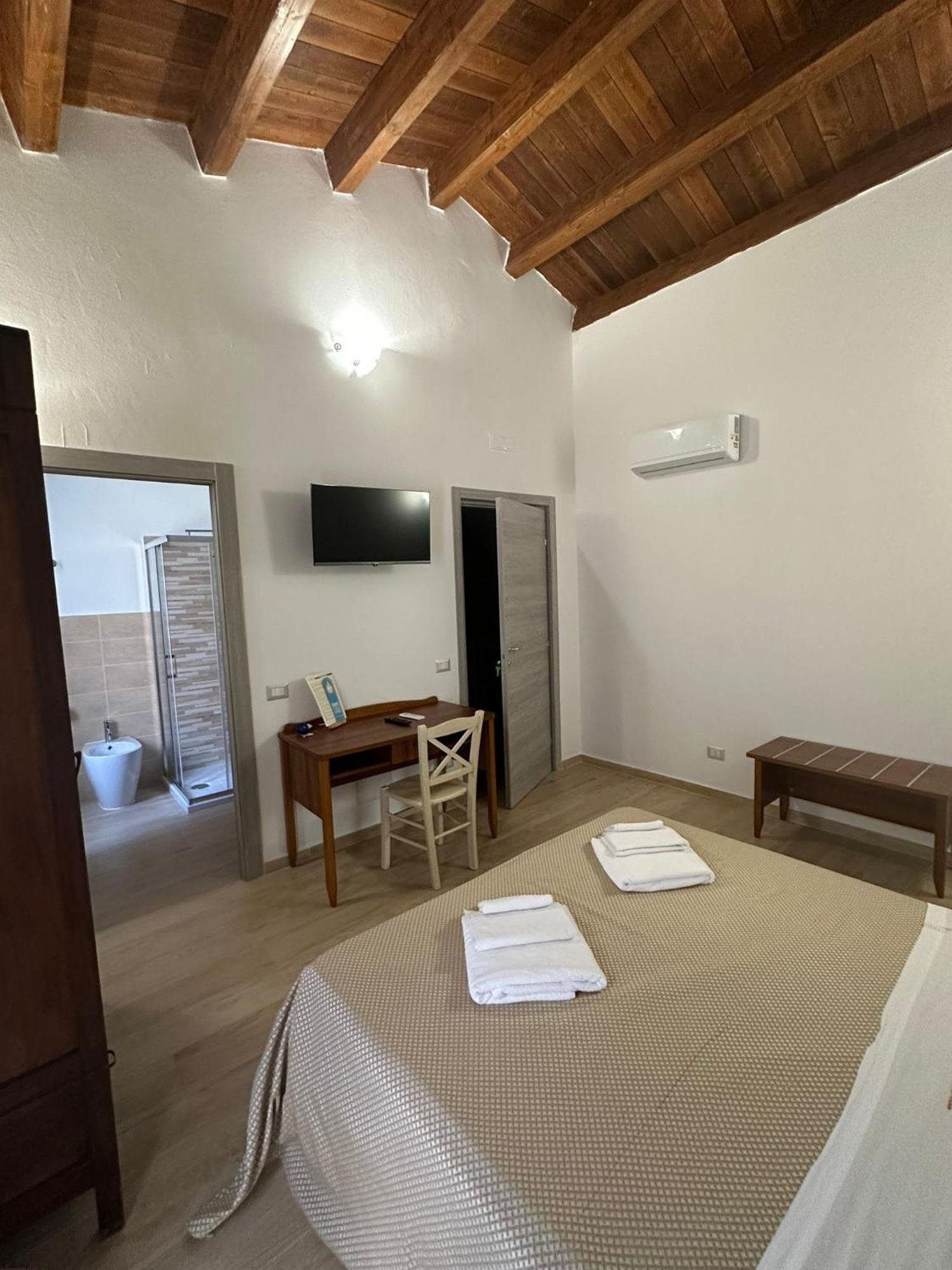 B&B Vittorio Emanuele Чиро-Марина Экстерьер фото